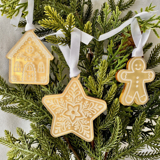 Christmas gingerbread hanging ornaments gold