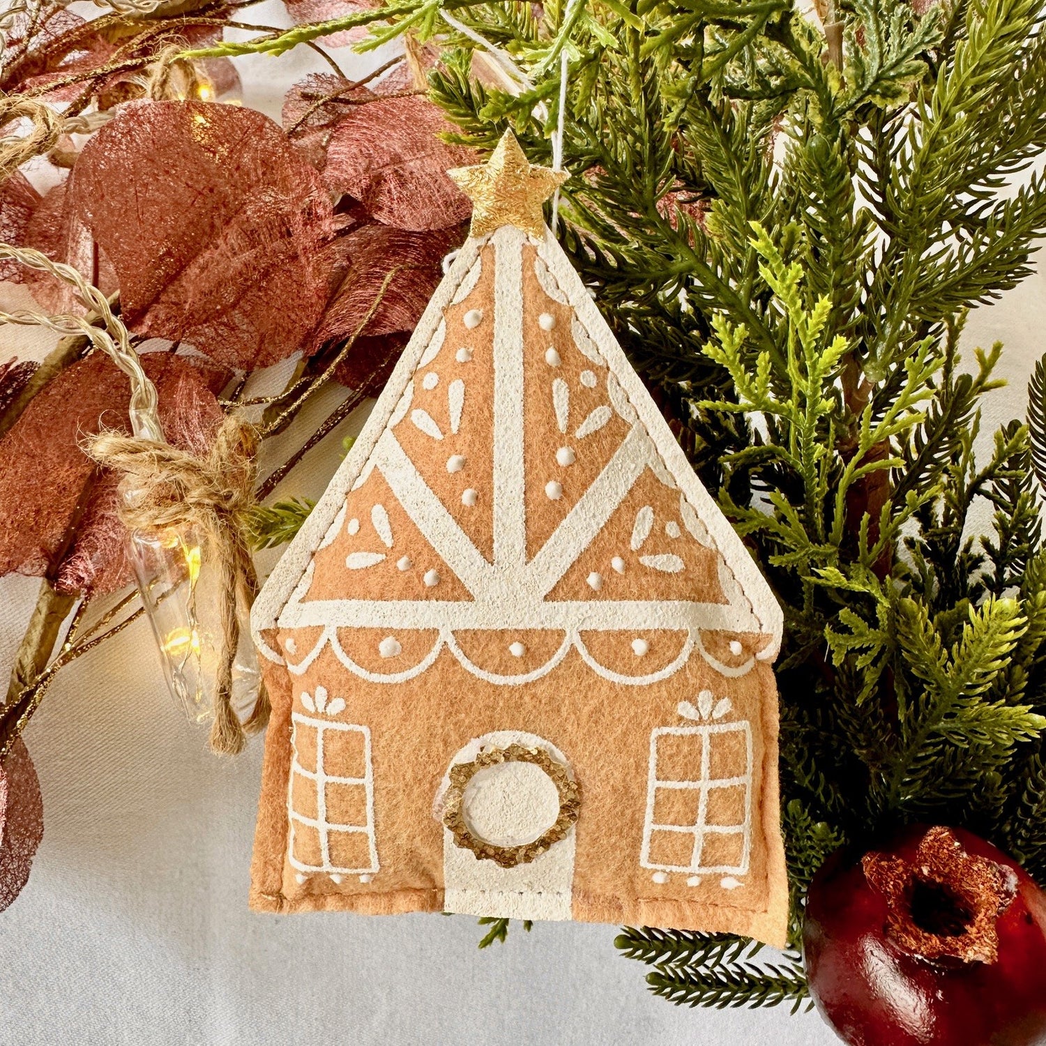 Bysadie Gingerbread house handmade ornament Christmas Felt