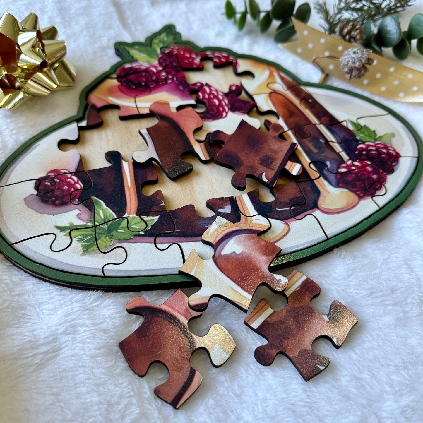 Christmas Wooden Jigsaw Shaped Puzzle Pudding